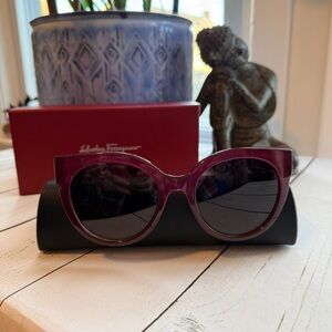 Salvatore Ferragamo | Purple Gradient Cat-Eye Sunglasses (1031S)